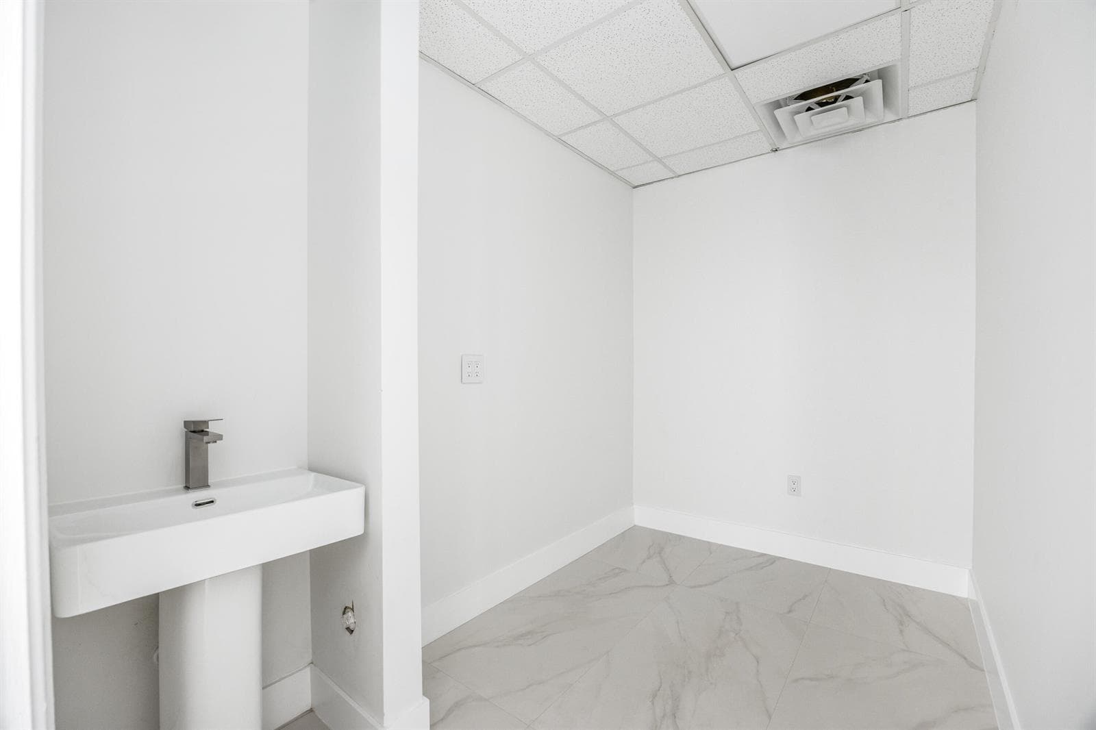 150 NW 70th Avenue # 07, Plantation, FL 33317 photo 5
