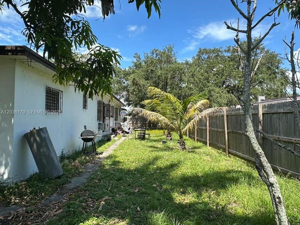 545 NW 81st St, Miami, FL 33150 photo 4