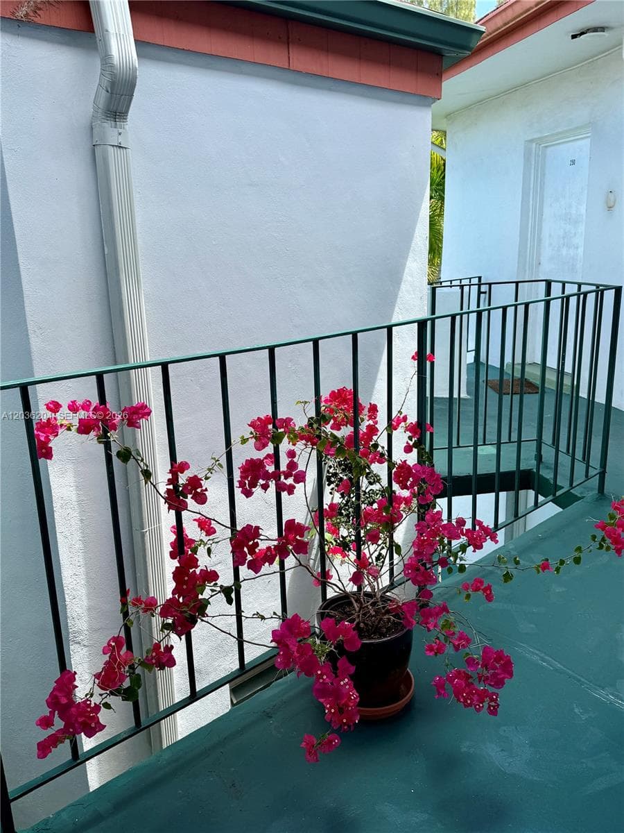 18750 NE 18th Ave # 251, Miami, FL 33179 photo 2
