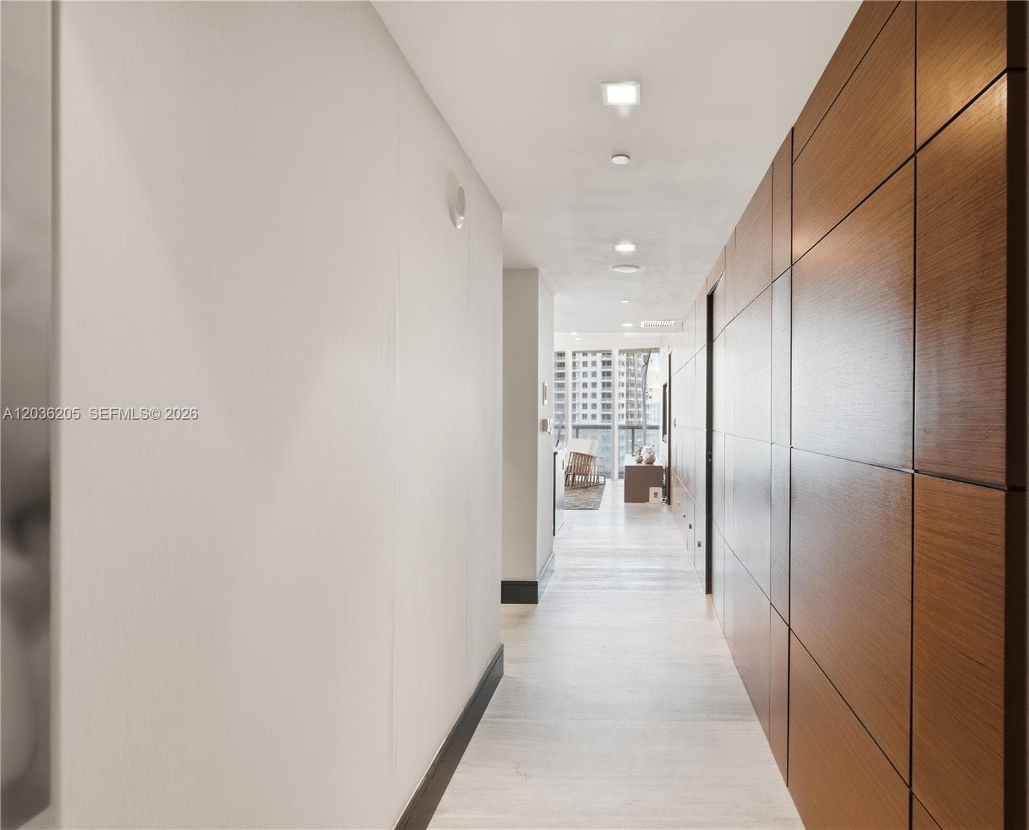 465 Brickell Ave # 2101, Miami, FL 33131 photo 5