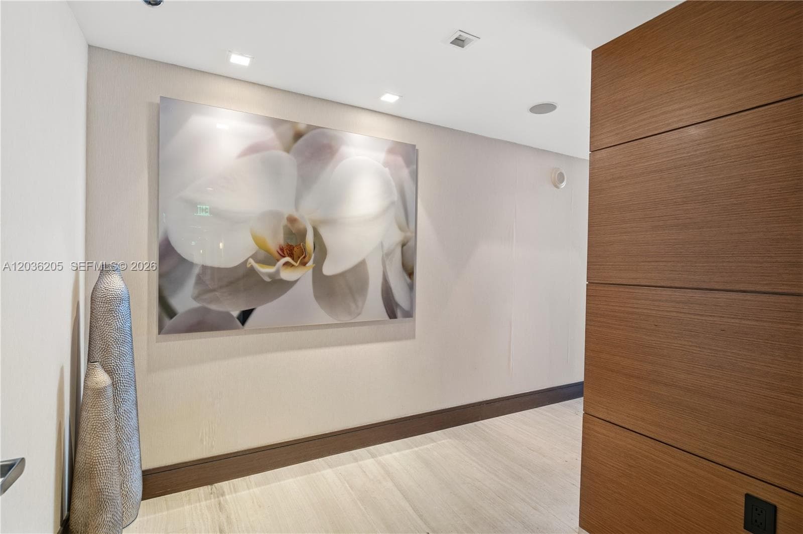 465 Brickell Ave # 2101, Miami, FL 33131 photo 4