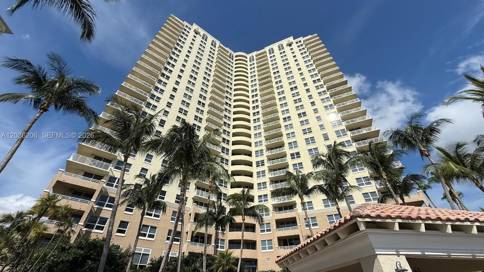 19501 W Country Club Dr # 1212, Aventura, FL 33180 photo 5