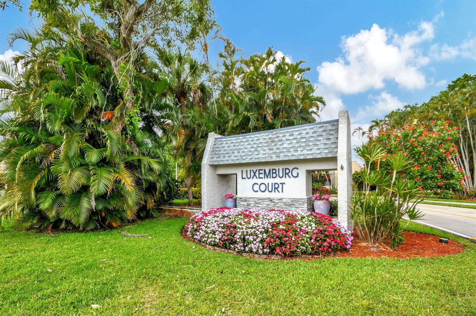 4539 Luxemburg Court # 304, Lake Worth, FL 33467 photo 2