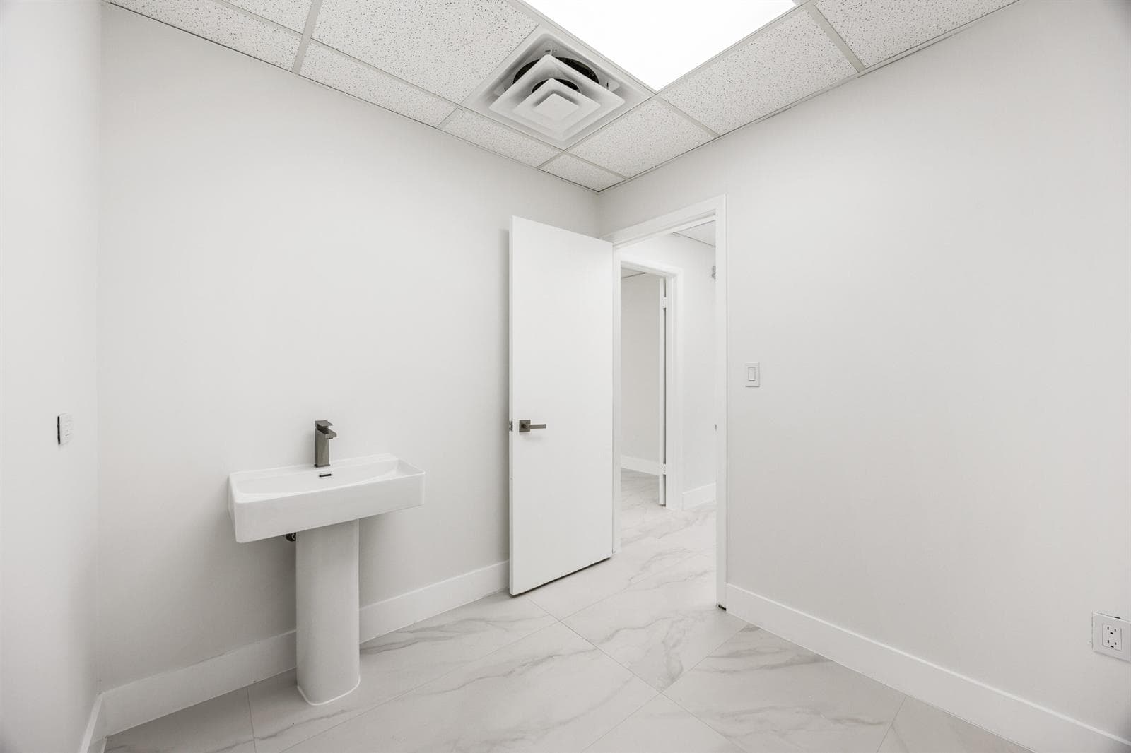 150 NW 70th Avenue # 09, Plantation, FL 33317 photo 4