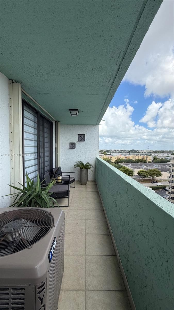 1825 W 44th Pl # 1107, Hialeah, FL 33012 photo 2
