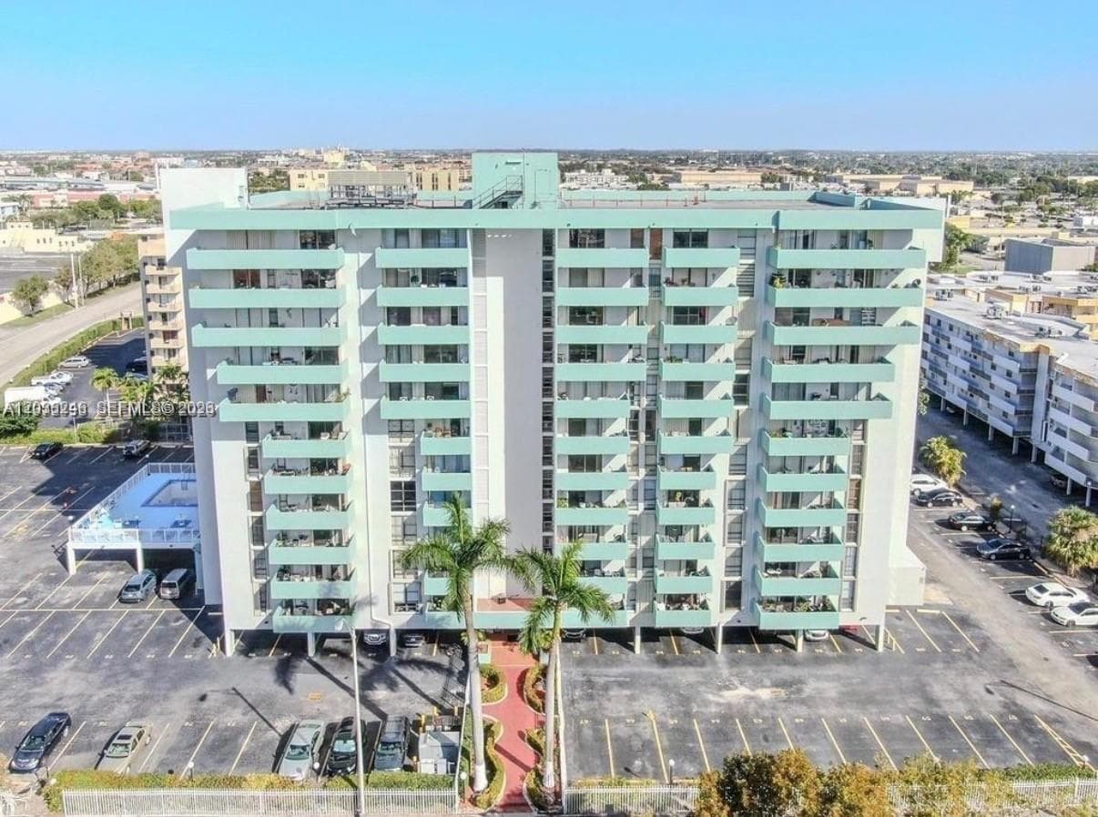 1825 W 44th Pl # 1107, Hialeah, FL 33012 photo 3