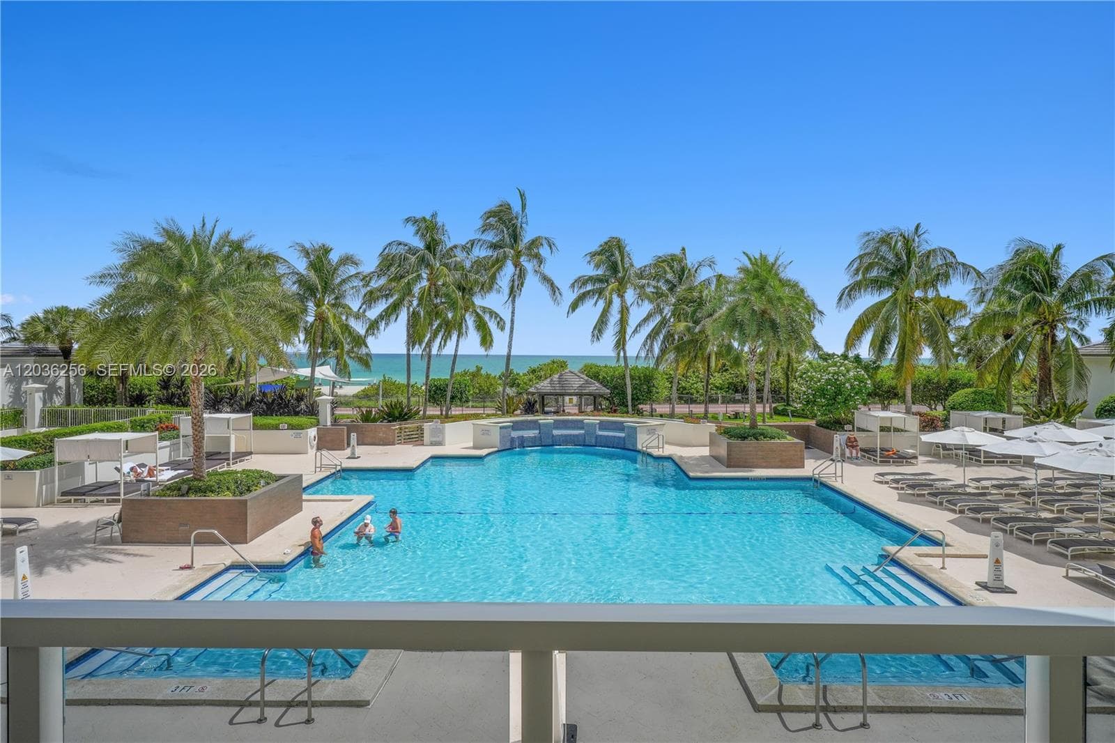 4779 Collins Ave # 506, Miami Beach, FL 33140 photo 2
