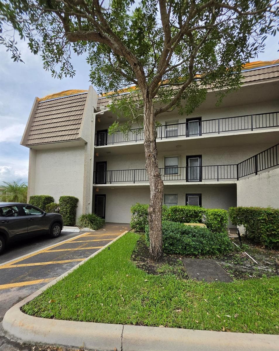 9330 Lime Bay Boulevard # 301, Tamarac, FL 33321 photo 4