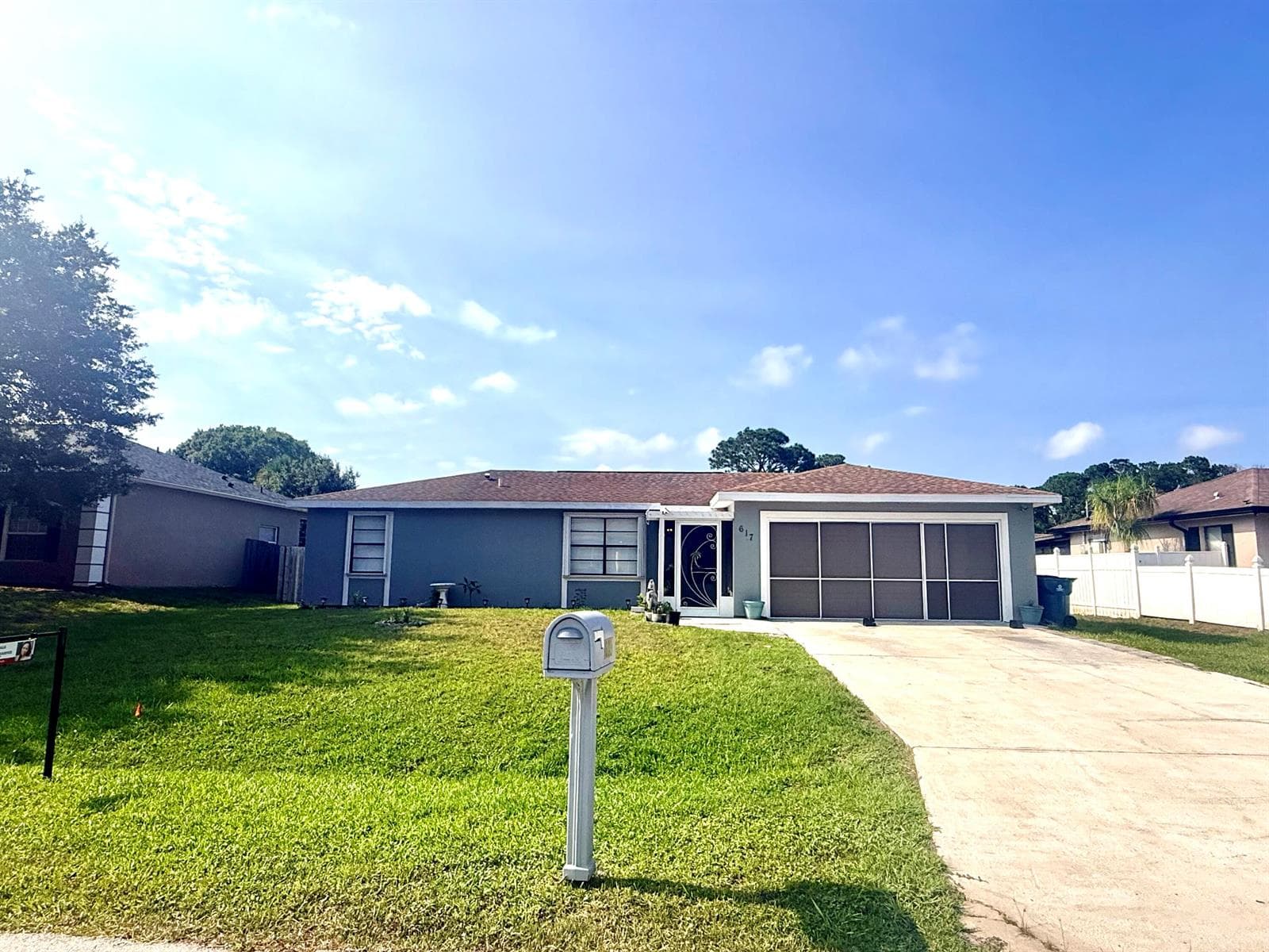 617 Thuringer Street NW, Palm Bay, FL 32907 photo 2