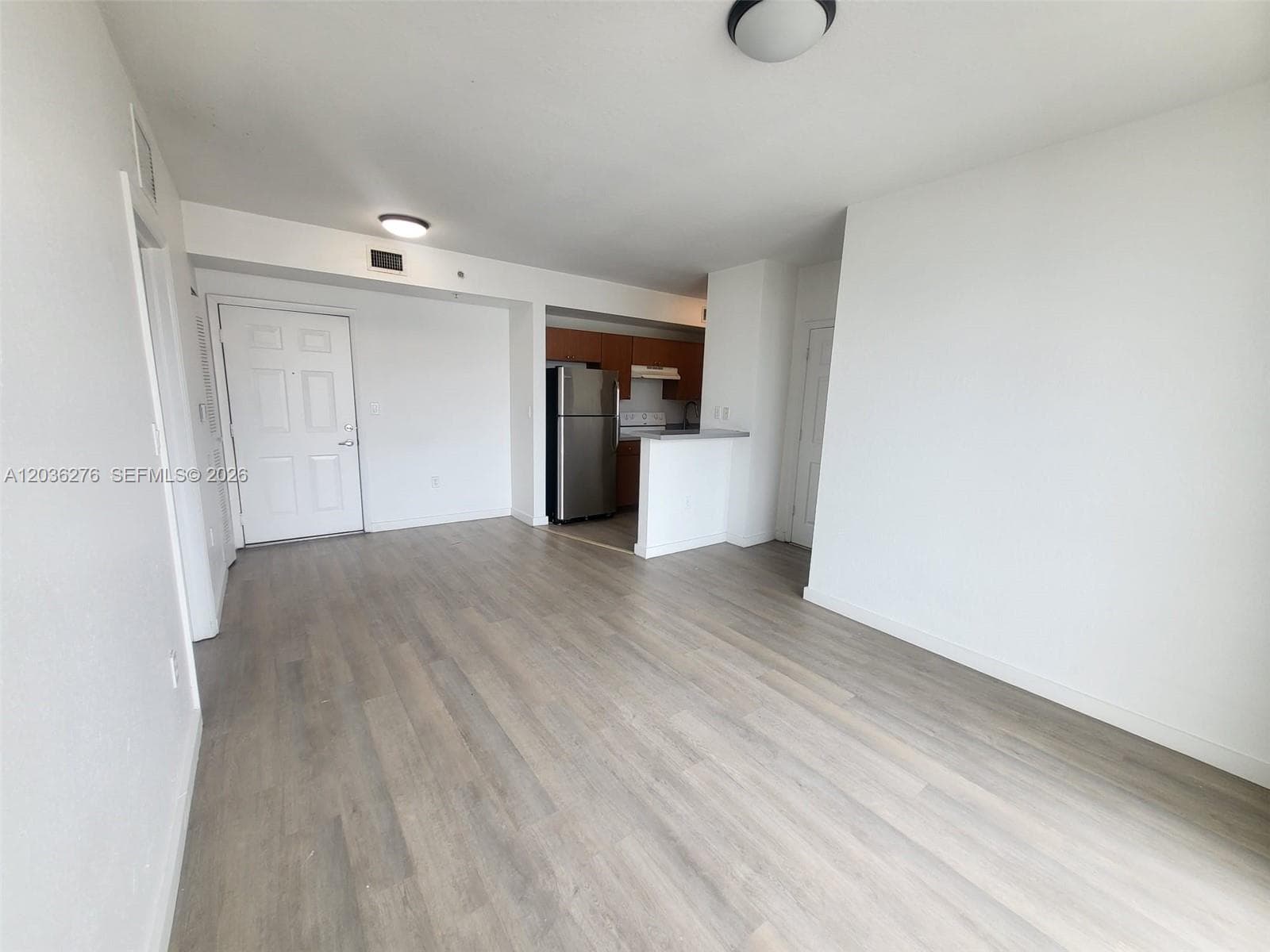 120 SW 8th Ave # 703, Miami, FL 33130 photo 2