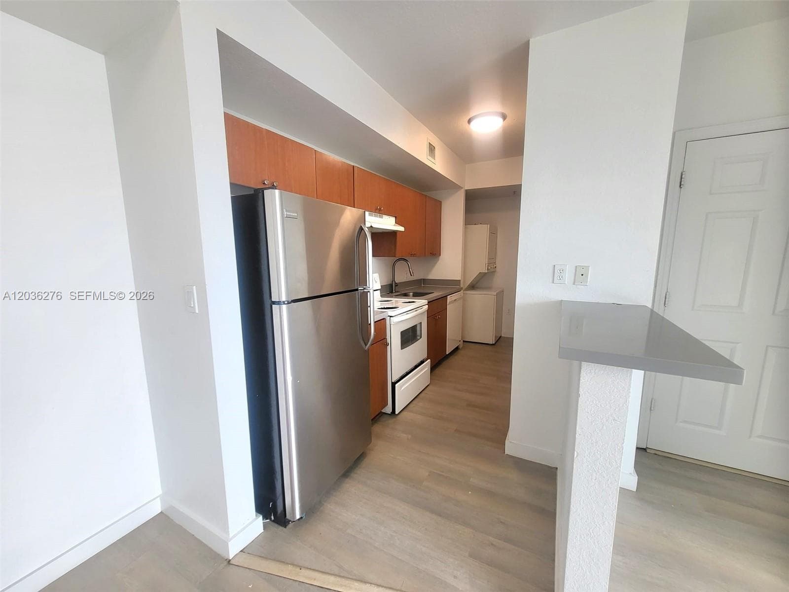 120 SW 8th Ave # 703, Miami, FL 33130 photo 3