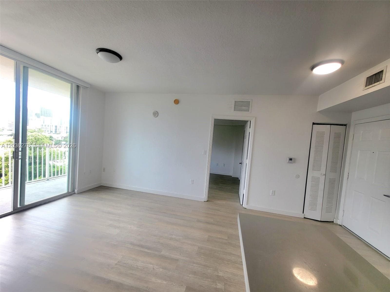 120 SW 8th Ave # 703, Miami, FL 33130 photo 4