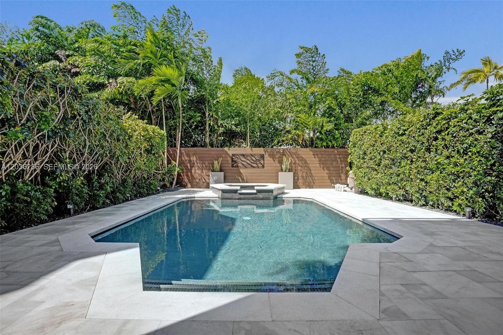 453 SW 5th Ave, Fort Lauderdale, FL 33315 photo 4