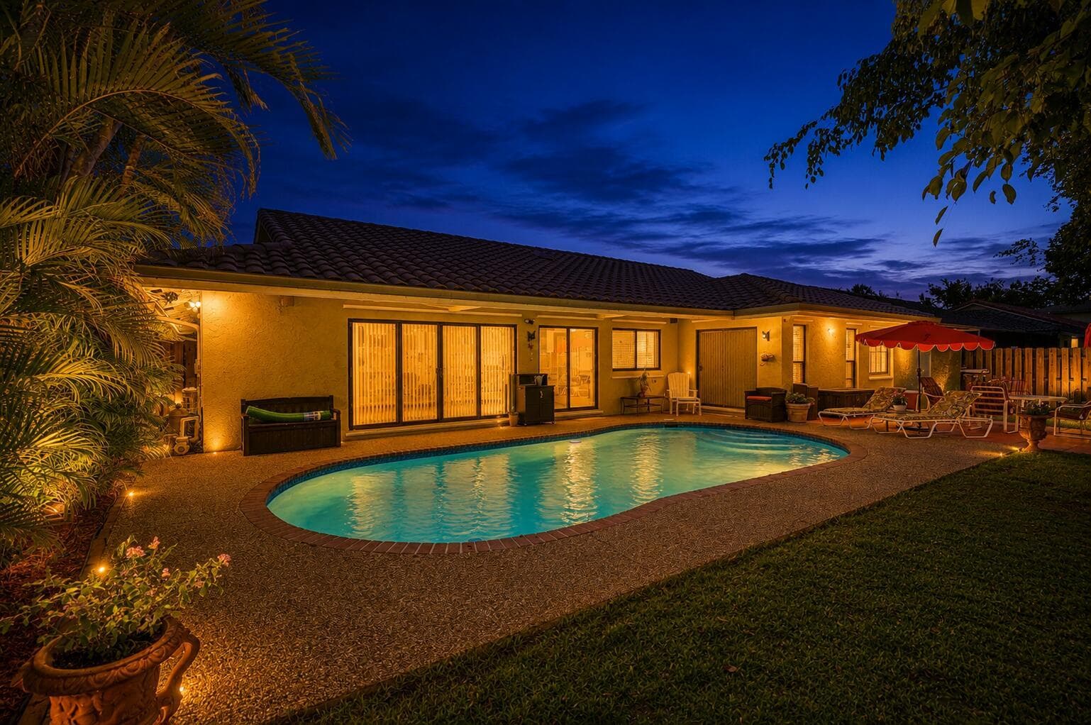 2145 NW 85th Lane, Coral Springs, FL 33071 photo 2