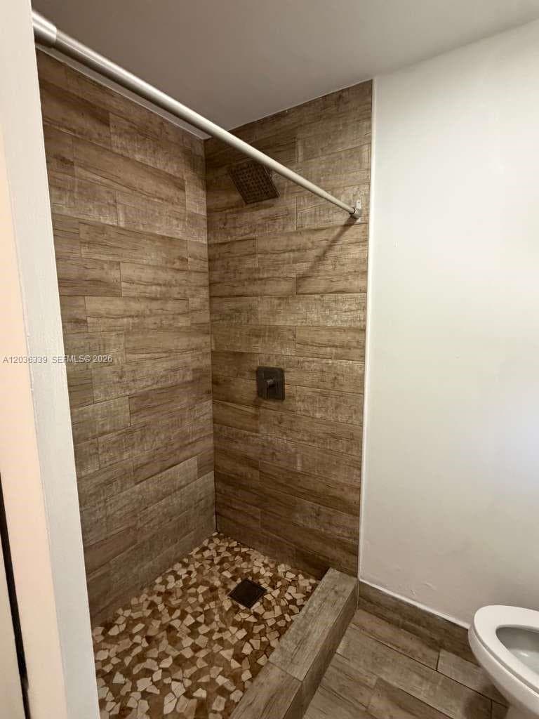 5843 Harding St, Hollywood, FL 33021 photo 4