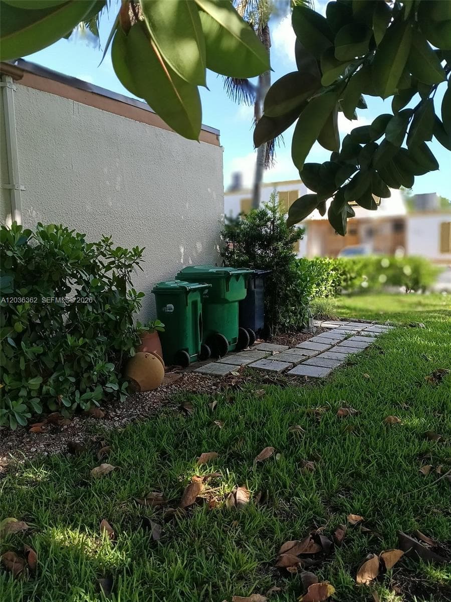 1700 SW 131st Place Cir S, Miami, FL 33175 photo 5