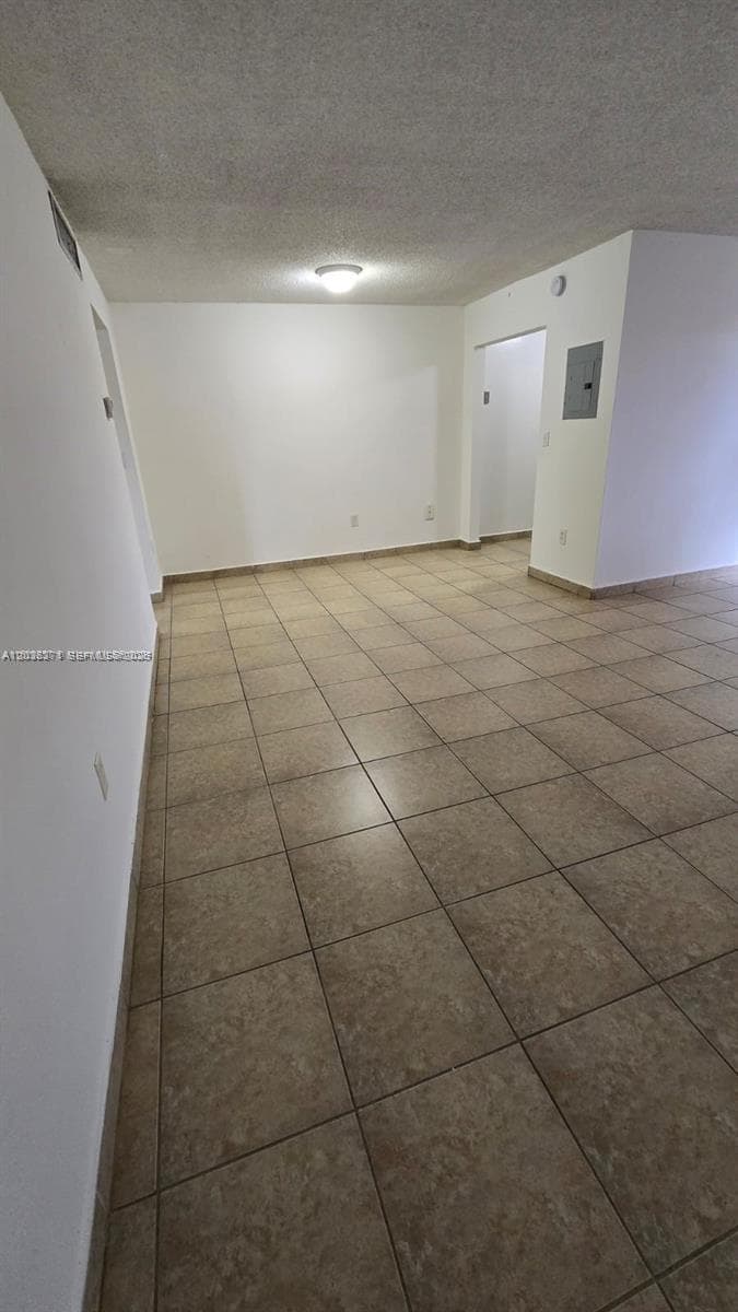 690 NE 123rd St # 207, North Miami, FL 33161 photo 3