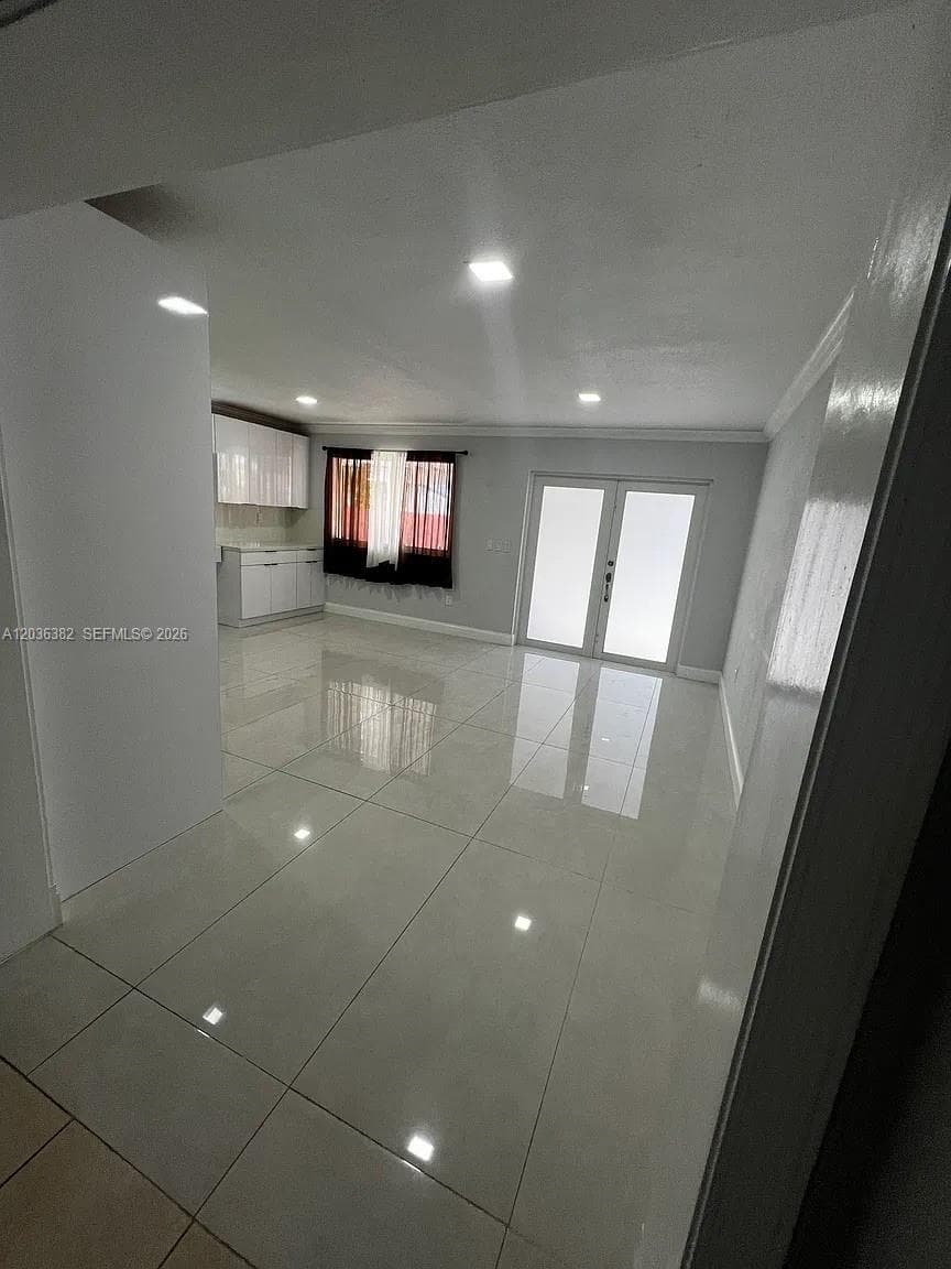 1271 W 79th St, Hialeah, FL 33014 photo 5