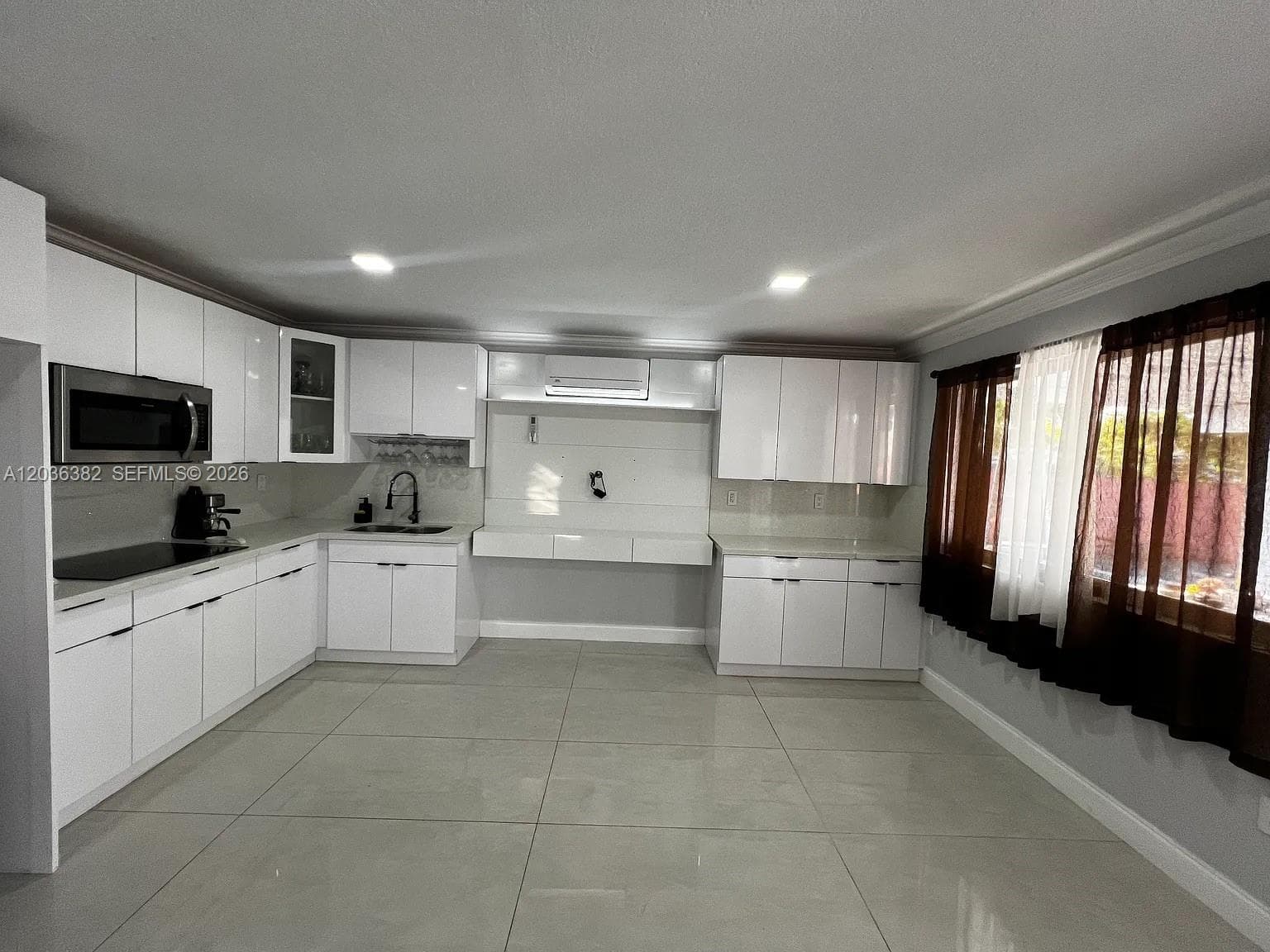 1271 W 79th St, Hialeah, FL 33014 photo 4