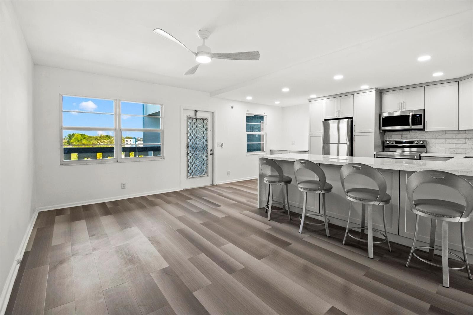 4047 Lincoln # C, Boca Raton, FL 33434 photo 2
