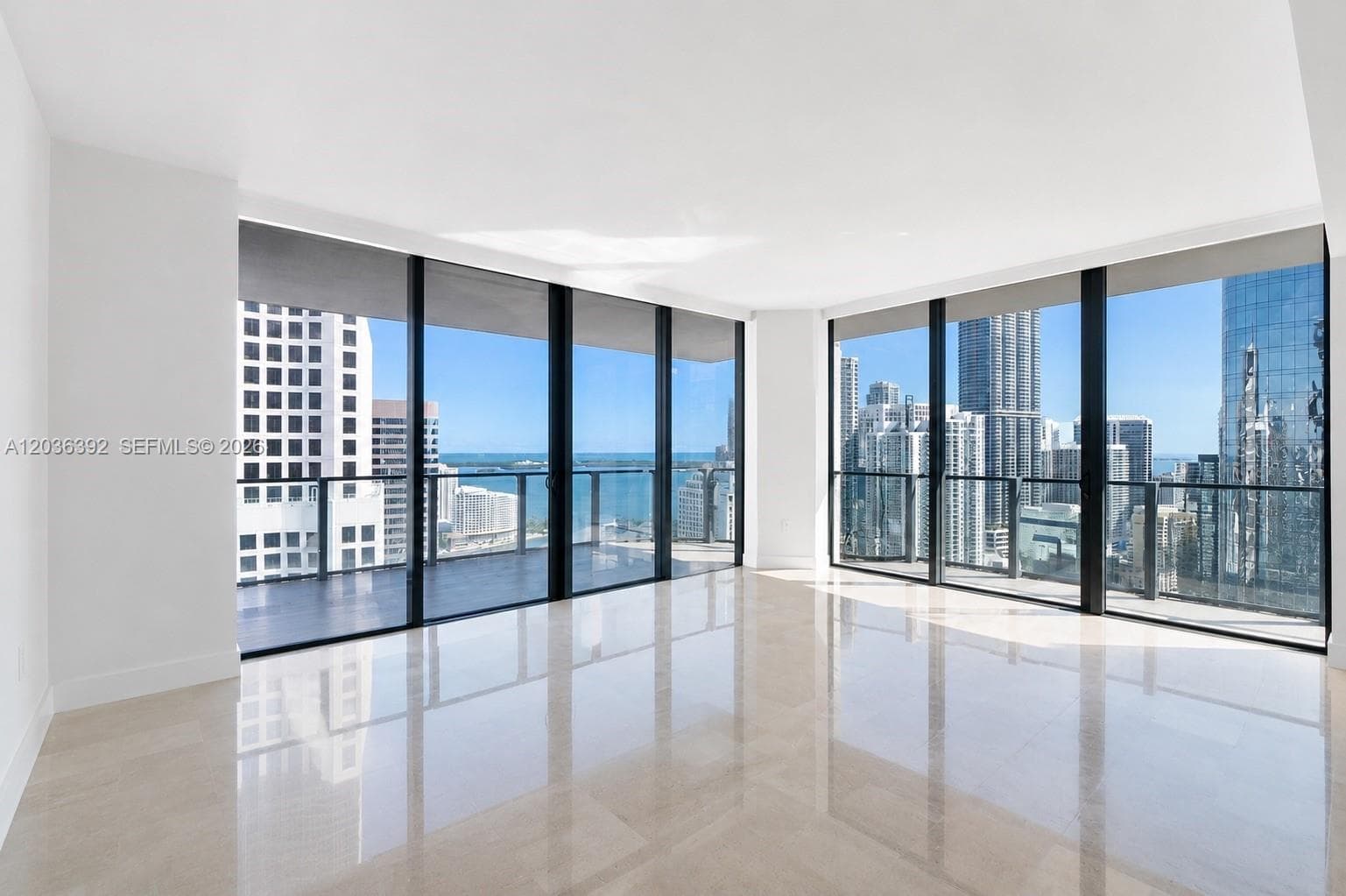 68 SE 6th St # 3301, Miami, FL 33131 photo 2