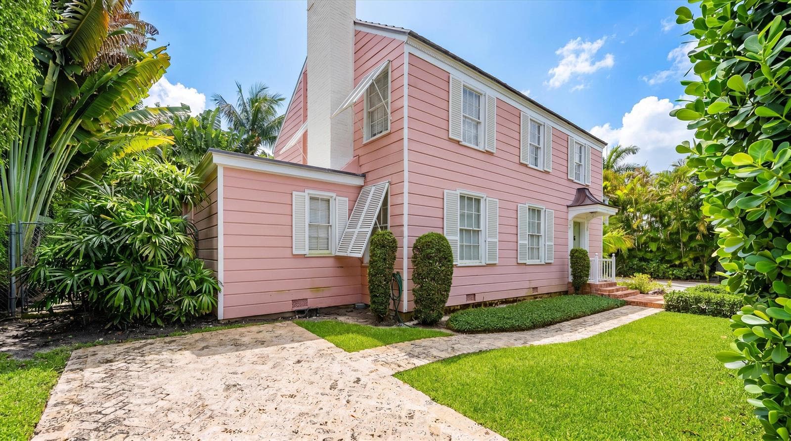 258 Pendleton Avenue, Palm Beach, FL 33480 photo 2