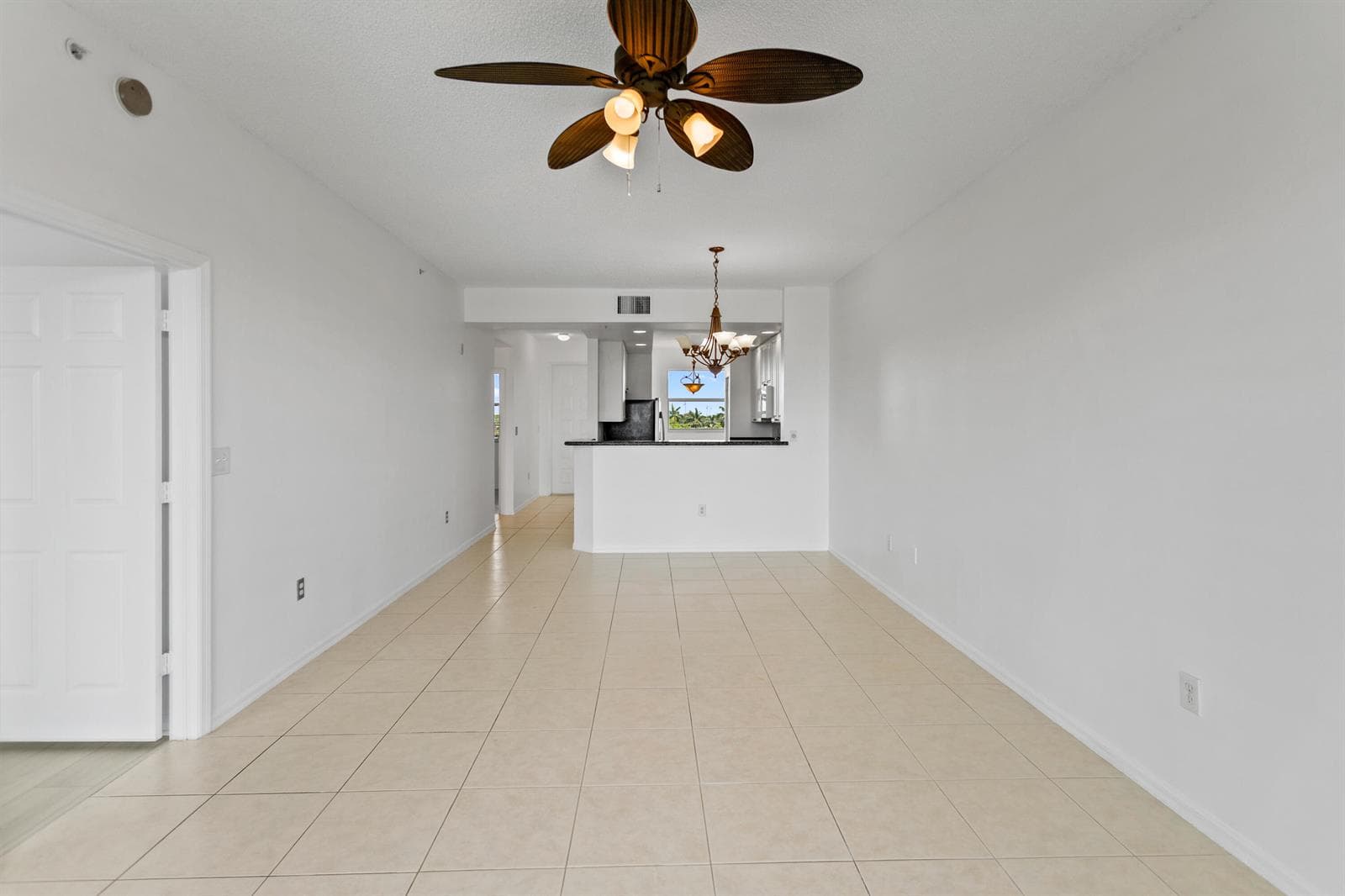 27 Royal Palm Way # 503, Boca Raton, FL 33432 photo 2