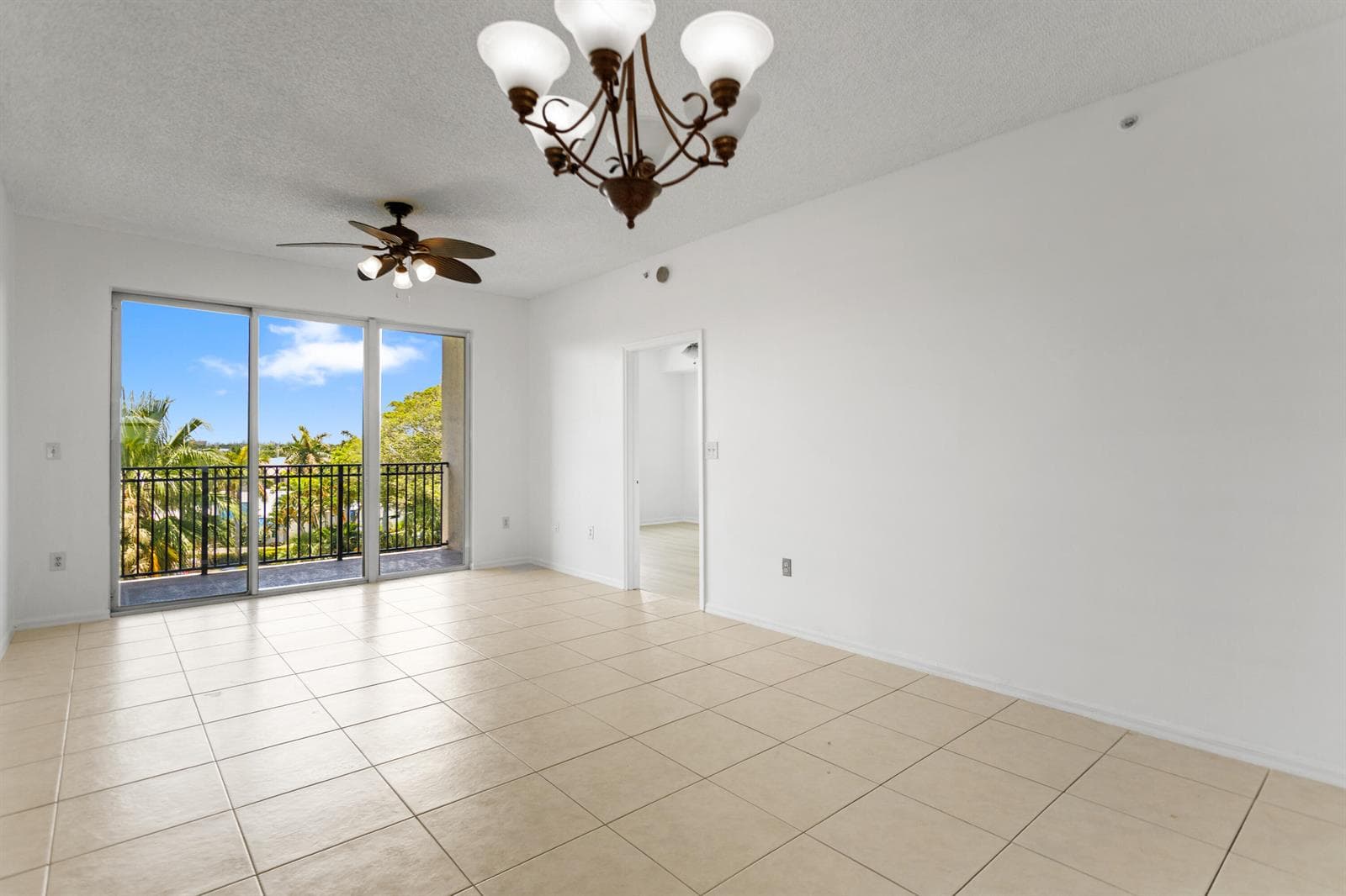 27 Royal Palm Way # 503, Boca Raton, FL 33432 photo 4