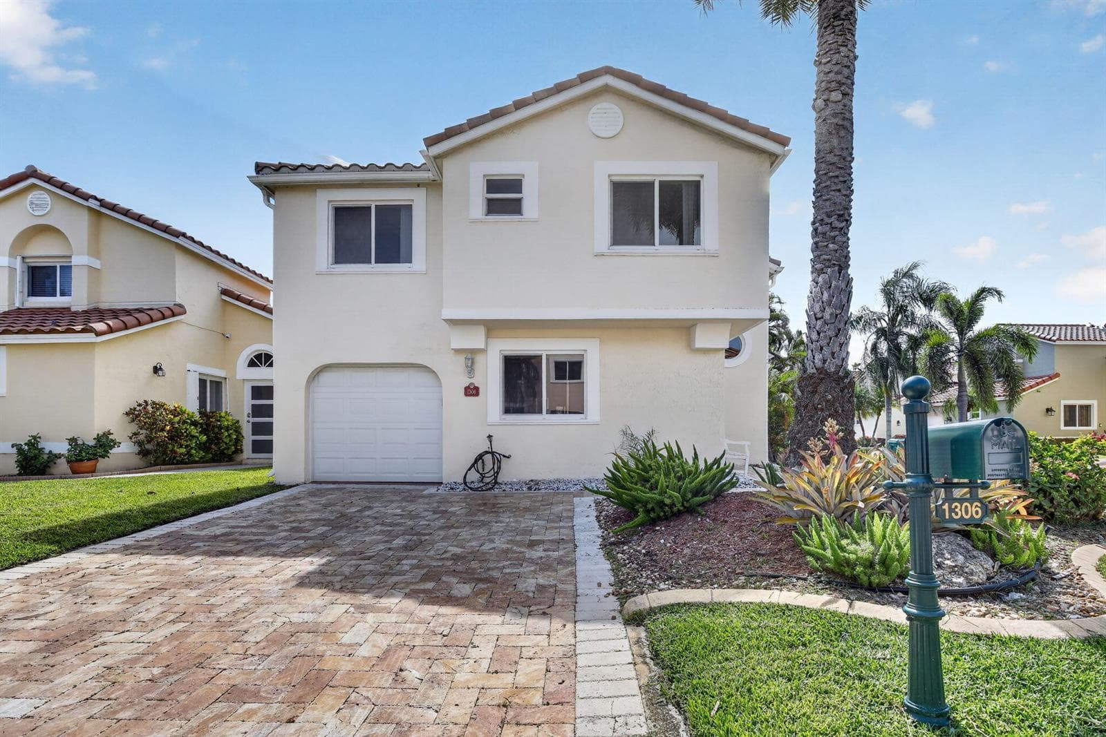 1306 SE 5th Court, Dania Beach, FL 33004 photo 2