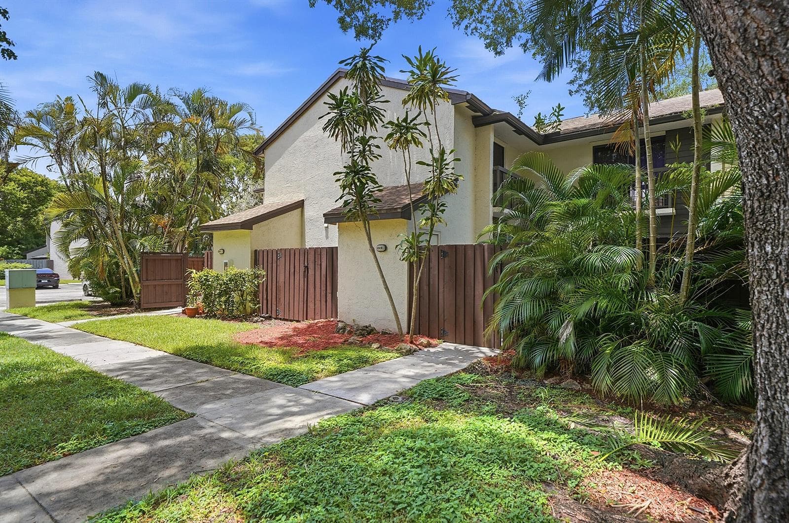 3349 Cocoplum Circle # 33129, Coconut Creek, FL 33063 photo 2