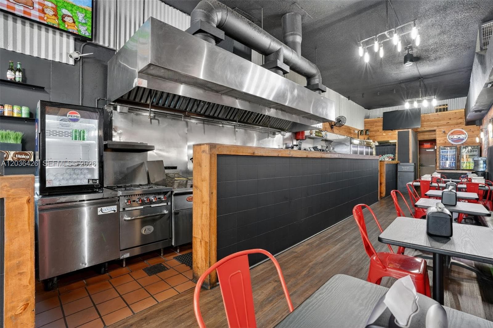 Highly Rated and Turnkey Lebanese Street Food Restaurant in Miami Beach, Miami Beach, FL 33141 photo 2