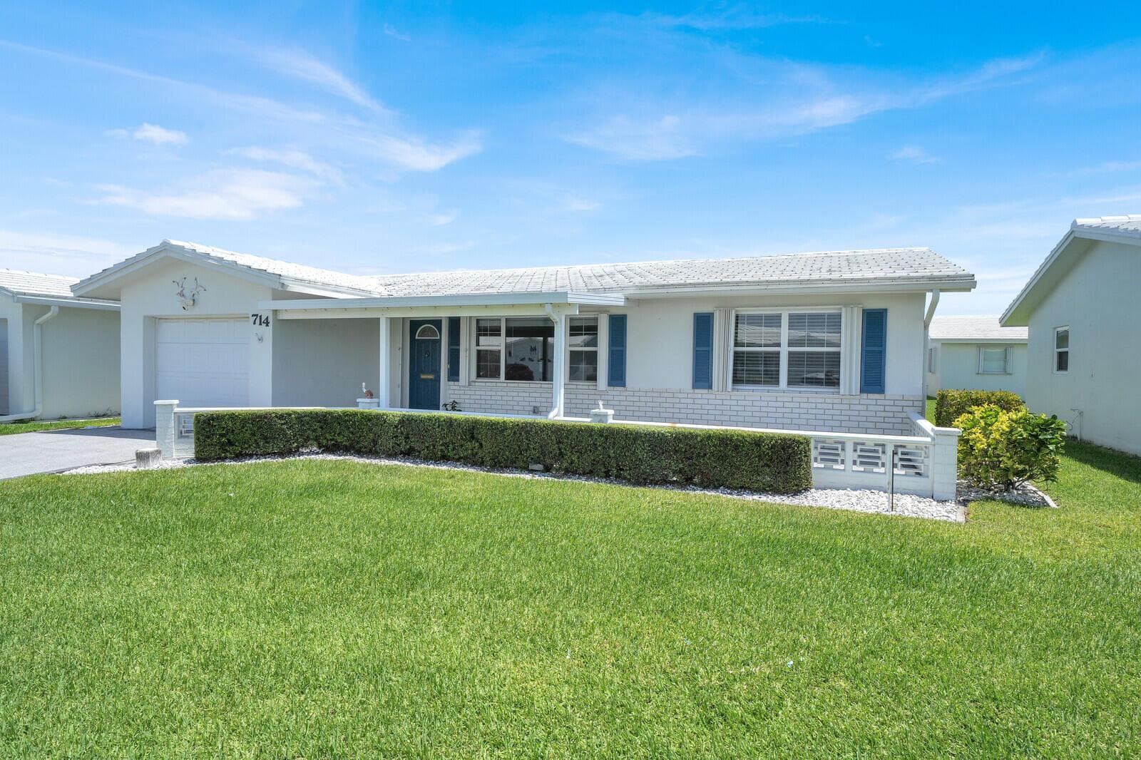 714 SW 16th Street, Boynton Beach, FL 33426 photo 3