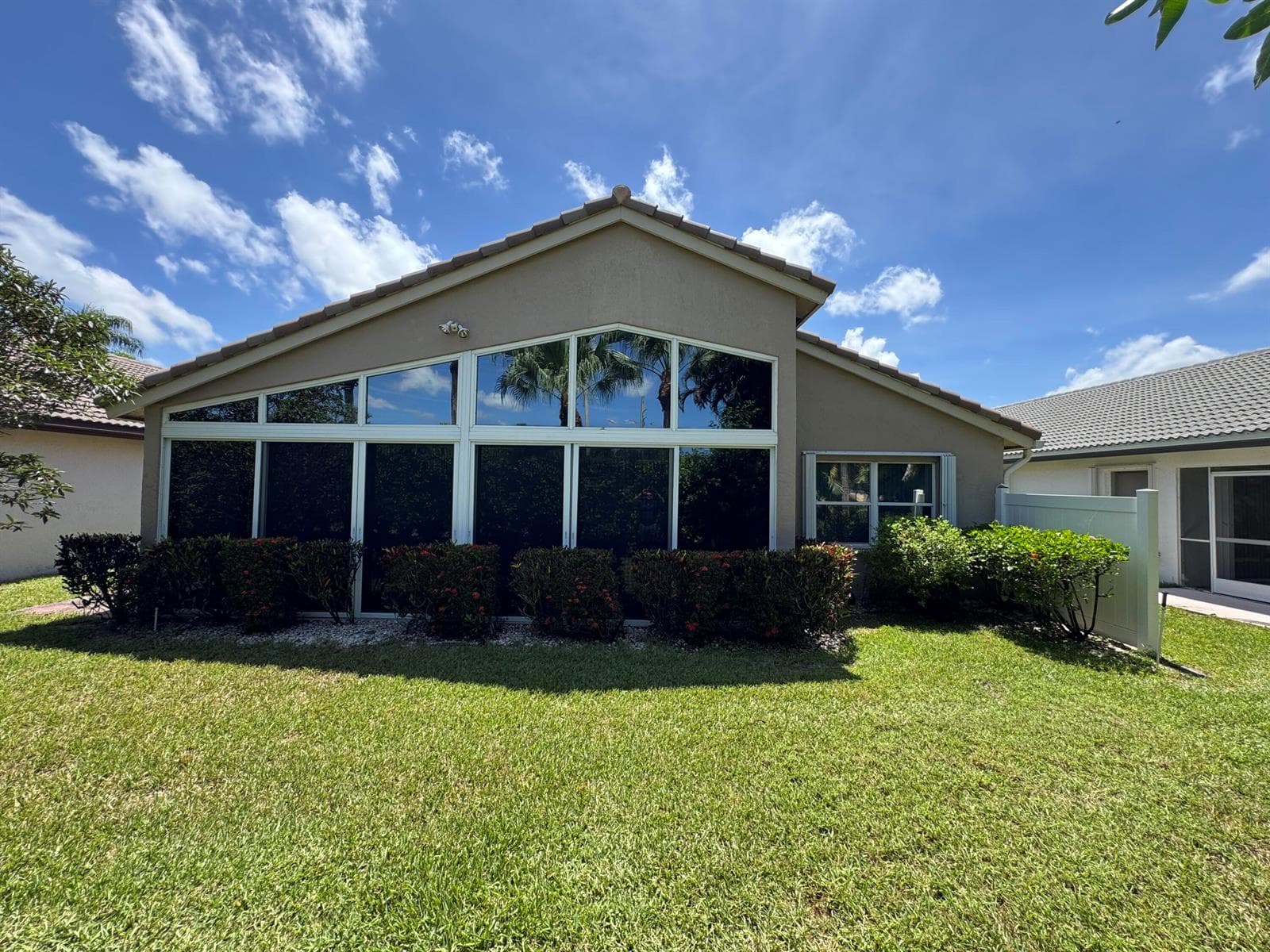6693 Sun River Road, Boynton Beach, FL 33437 photo 2
