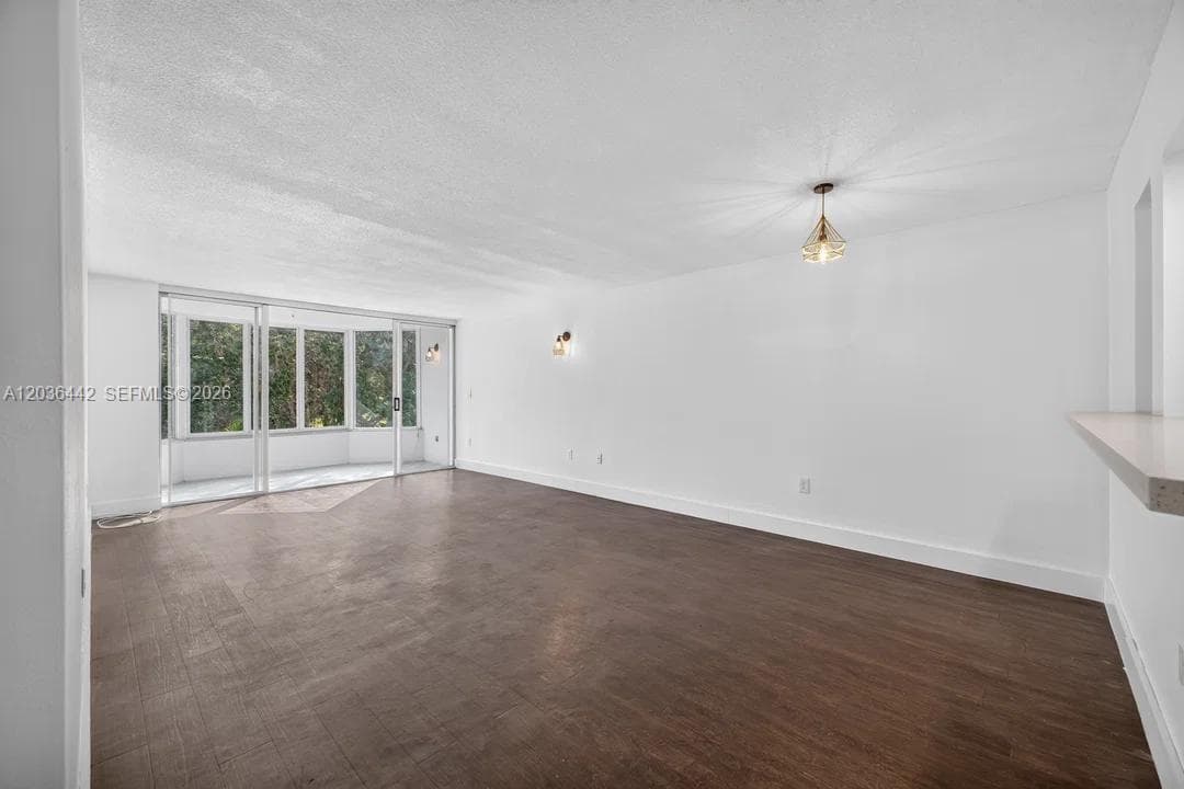 1101 NE 191st St # H401, Miami, FL 33179 photo 2