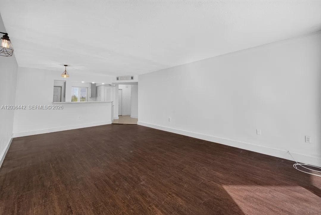 1101 NE 191st St # H401, Miami, FL 33179 photo 5