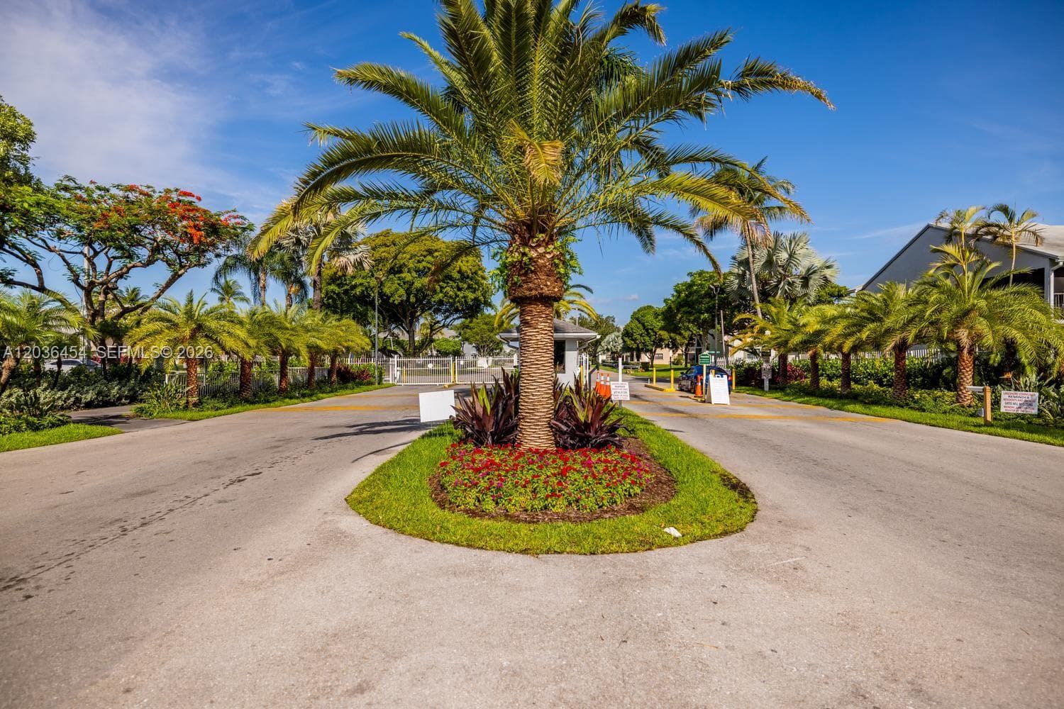 1055 N Franklin Ave # 1055G, Homestead, FL 33034 photo 2
