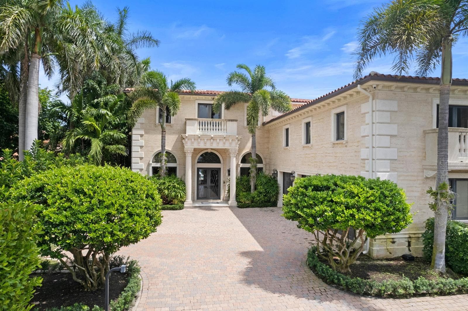 3240 N Flagler Drive, West Palm Beach, FL 33407 photo 2