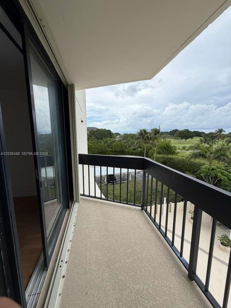 2400 Presidential Way # 403, West Palm Beach, FL 33401 photo 3