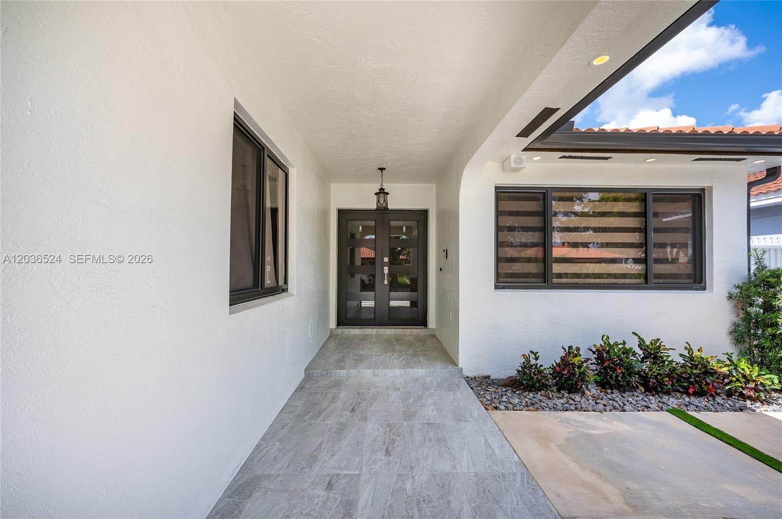 8724 NW 149th Ter, Miami Lakes, FL 33018 photo 3