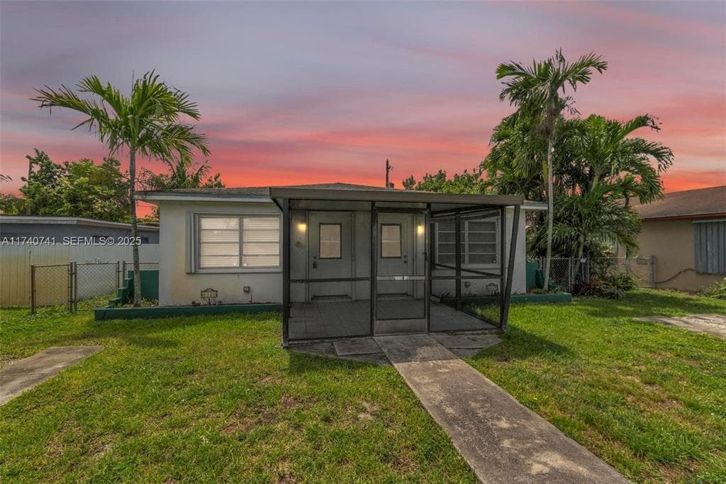 6340 Dawson Street, Hollywood, FL 33023 photo 2
