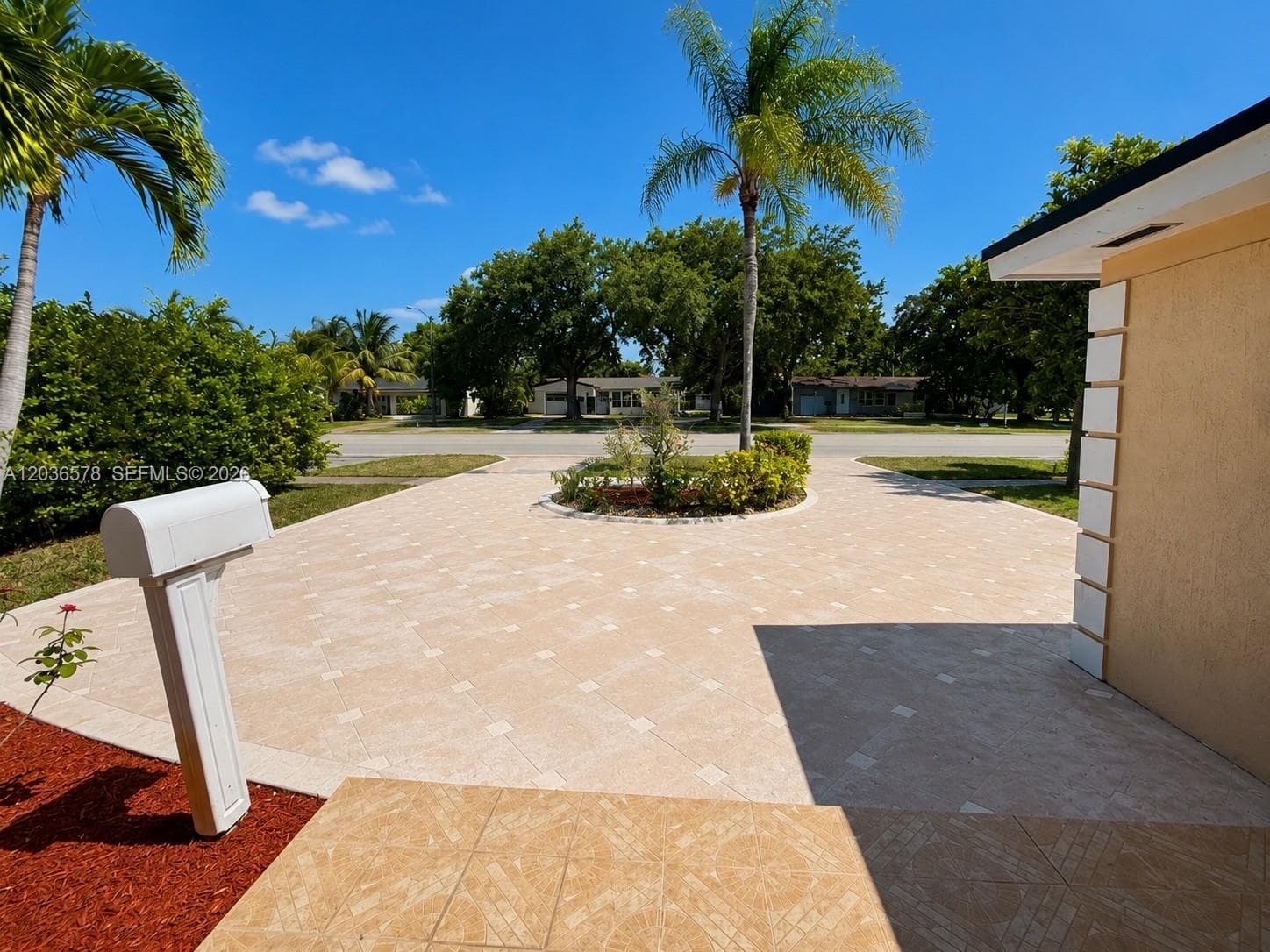 3327 Taft St, Hollywood, FL 33021 photo 5