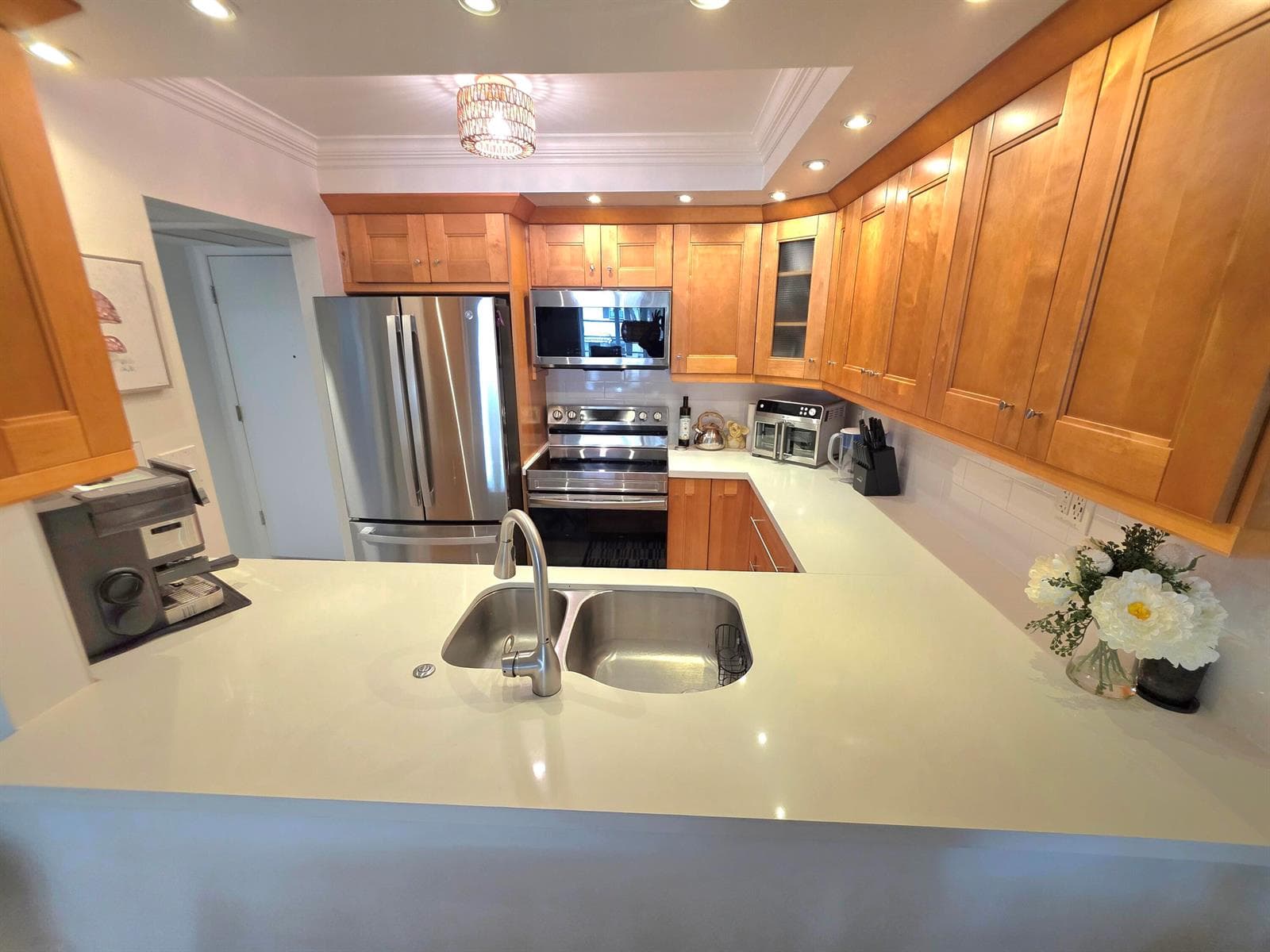 5680 SW 3rd Place # 206, Margate, FL 33068 photo 2