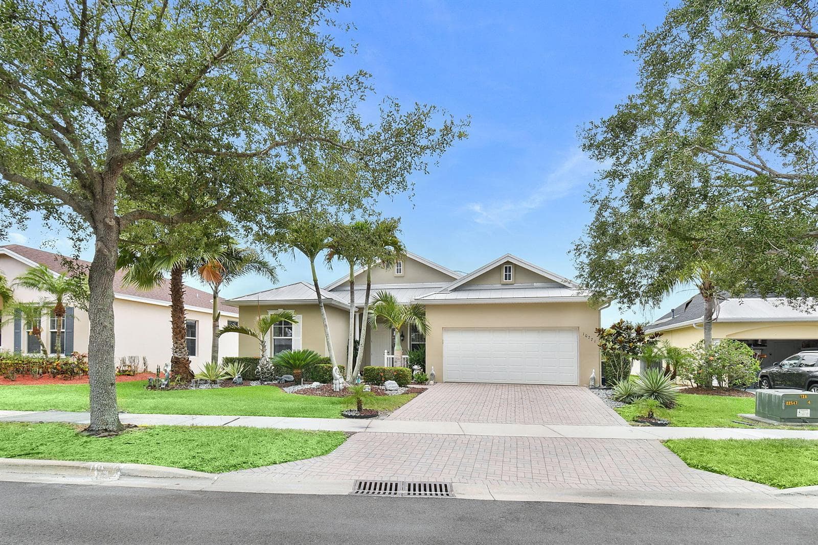 10771 SW Waterway Lane, Port St. Lucie, FL 34987 photo 2