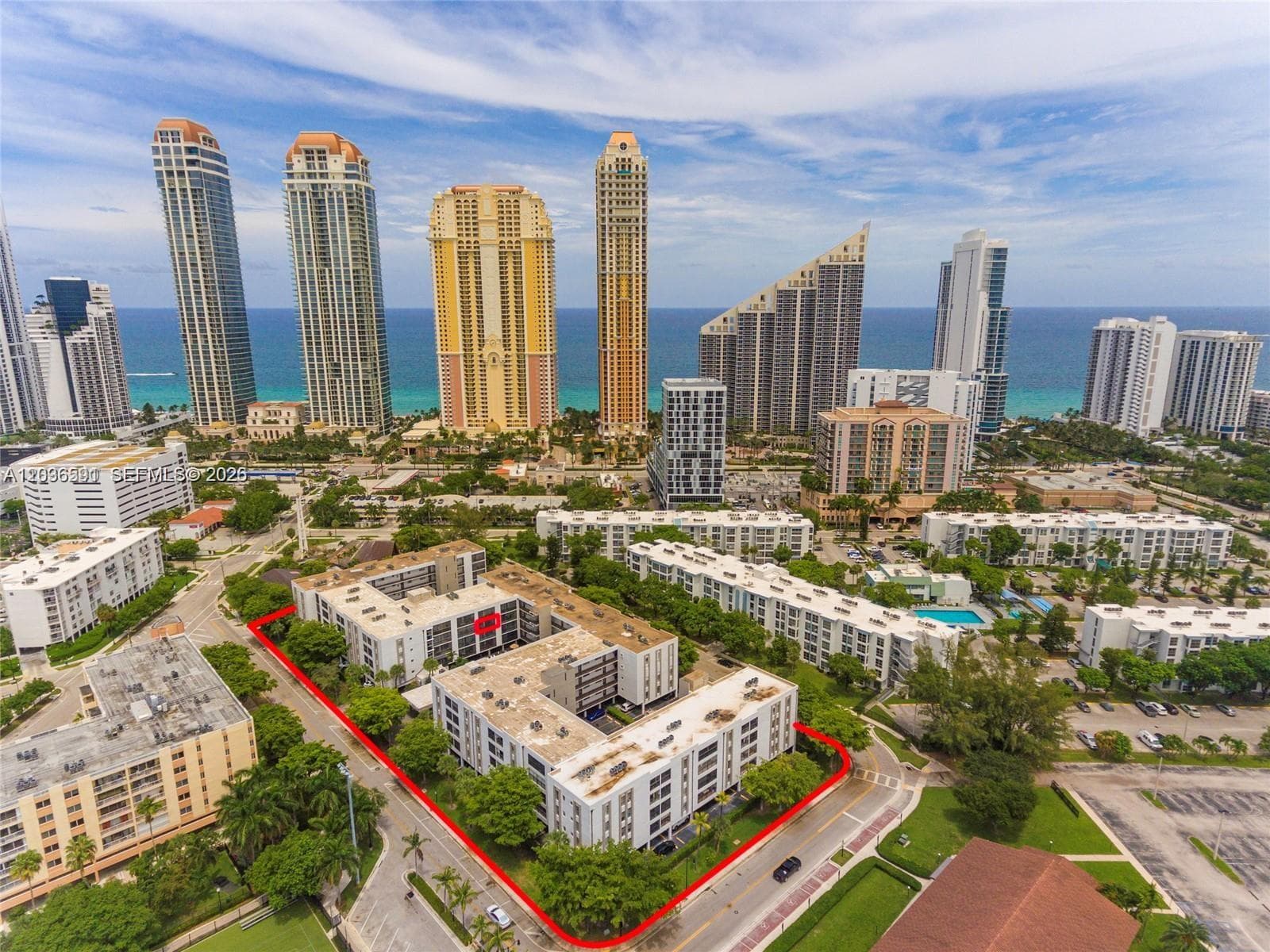 201 178th Dr # 426, Sunny Isles Beach, FL 33160 photo 2