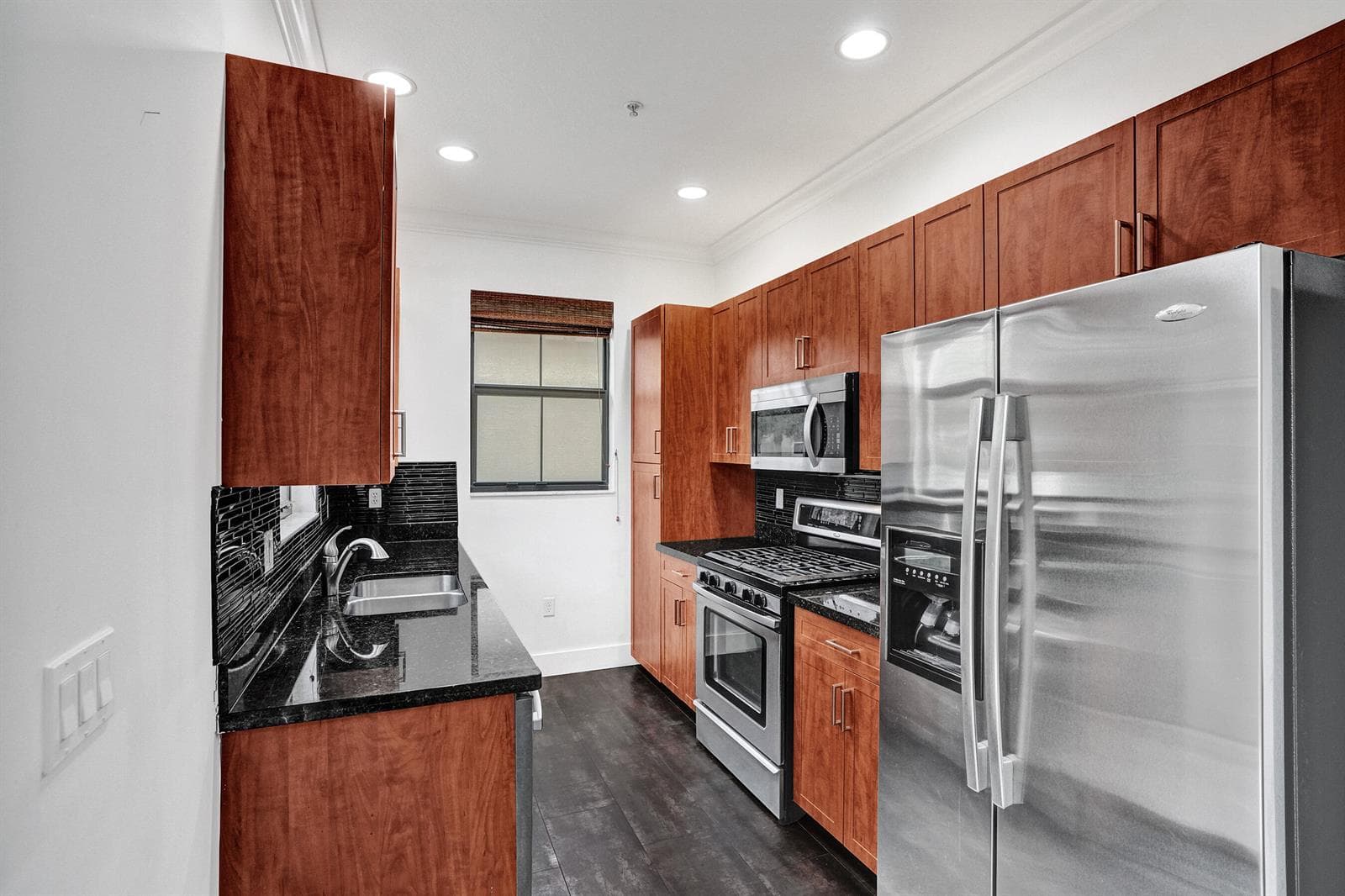 12662 NW 32nd Place, Sunrise, FL 33323 photo 2