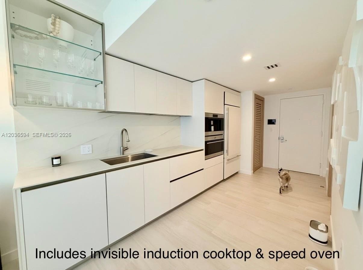 495 Brickell Ave # 5106, Miami, FL 33131 photo 4