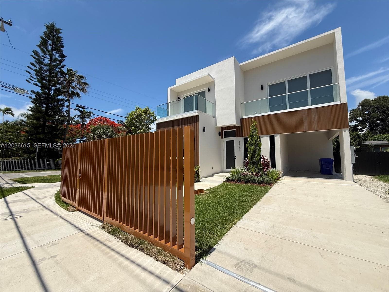 3326 Elizabeth St, Miami, FL 33133 photo 3