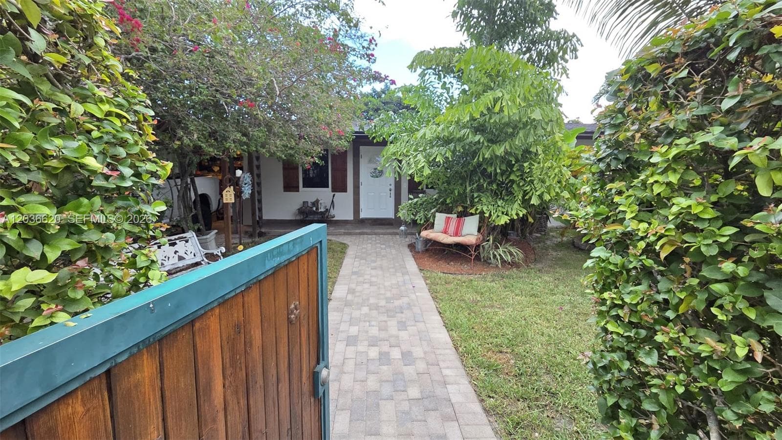 3511 SW 105th ct, Miami, FL 33165 photo 2