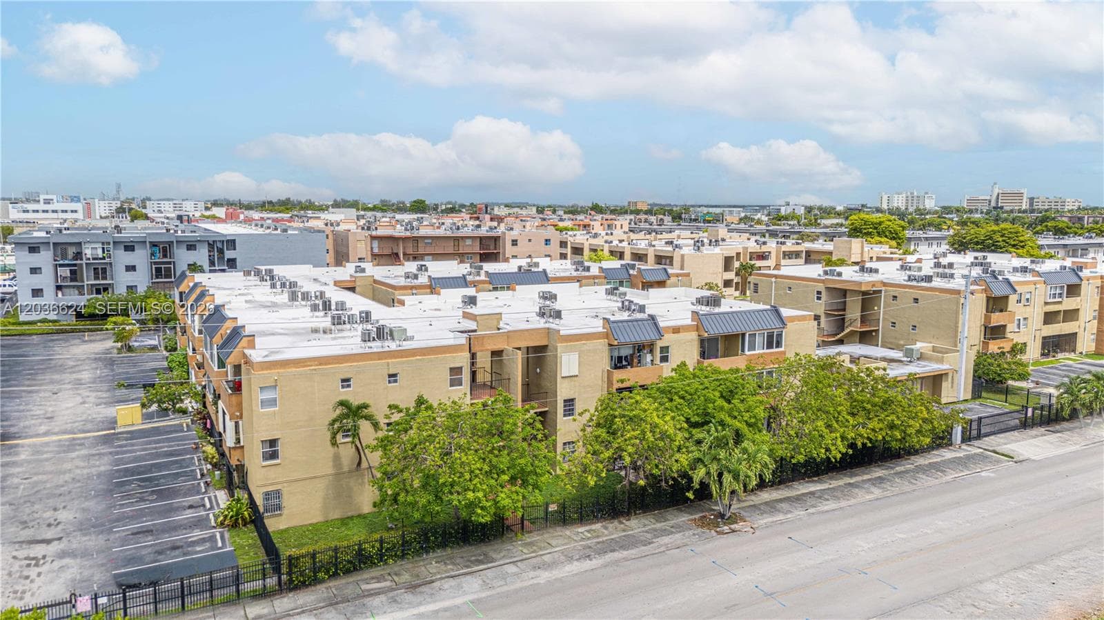 6070 W 18th Ave # 209, Hialeah, FL 33012 photo 3