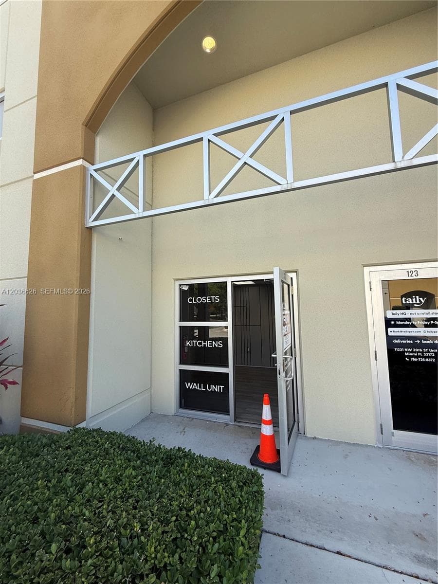 11231 NW 20th St # 122, Sweetwater, FL 33172 photo 2
